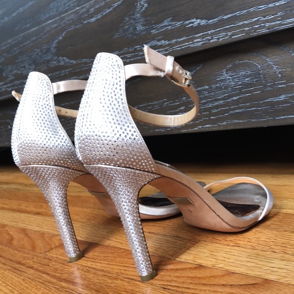 Badgley Mischka Embellished Satin Strap Heels Light Blush Size 9 - Picture 5 of 10